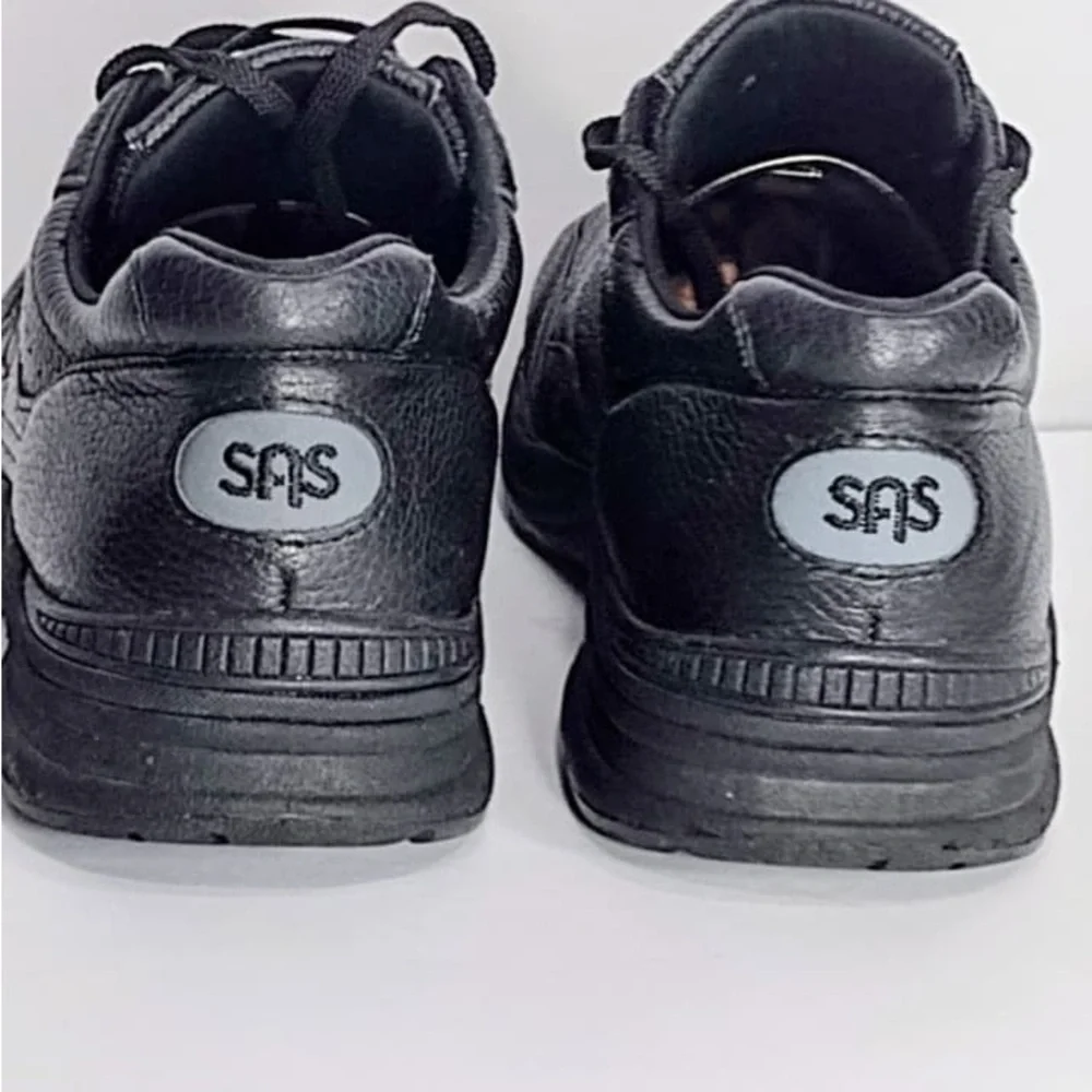 SAS. Men's Black Leather Shoes size 14 pre owned good condition
